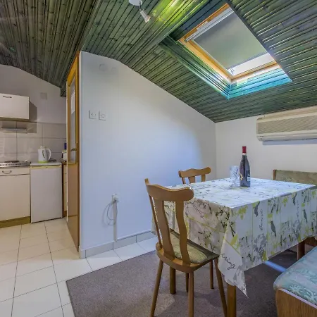 Heriban Apartment *
